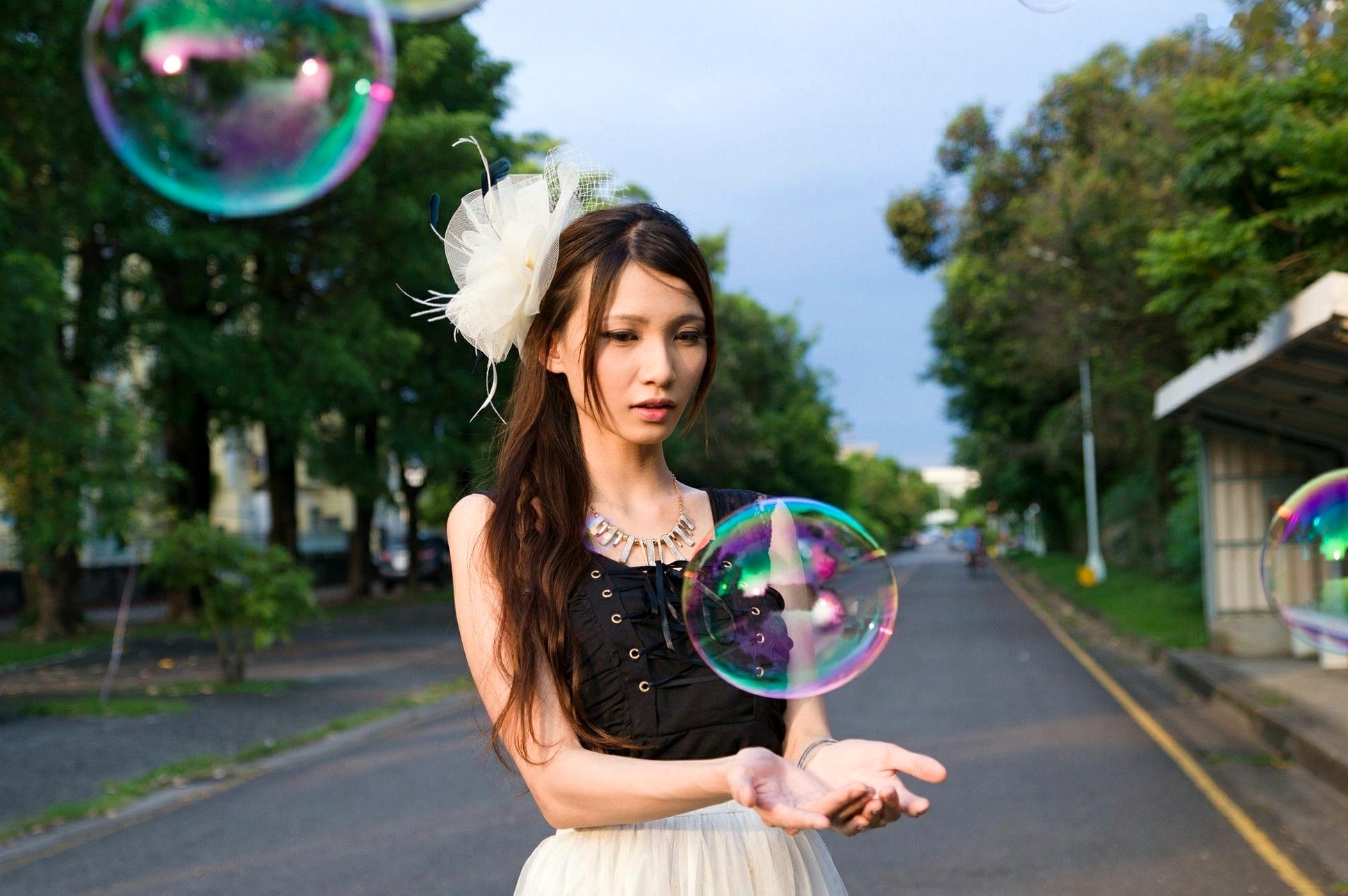 台湾正妹蔡译心Candice清新修长美腿写真集,室内时尚穿搭风格高清作品集