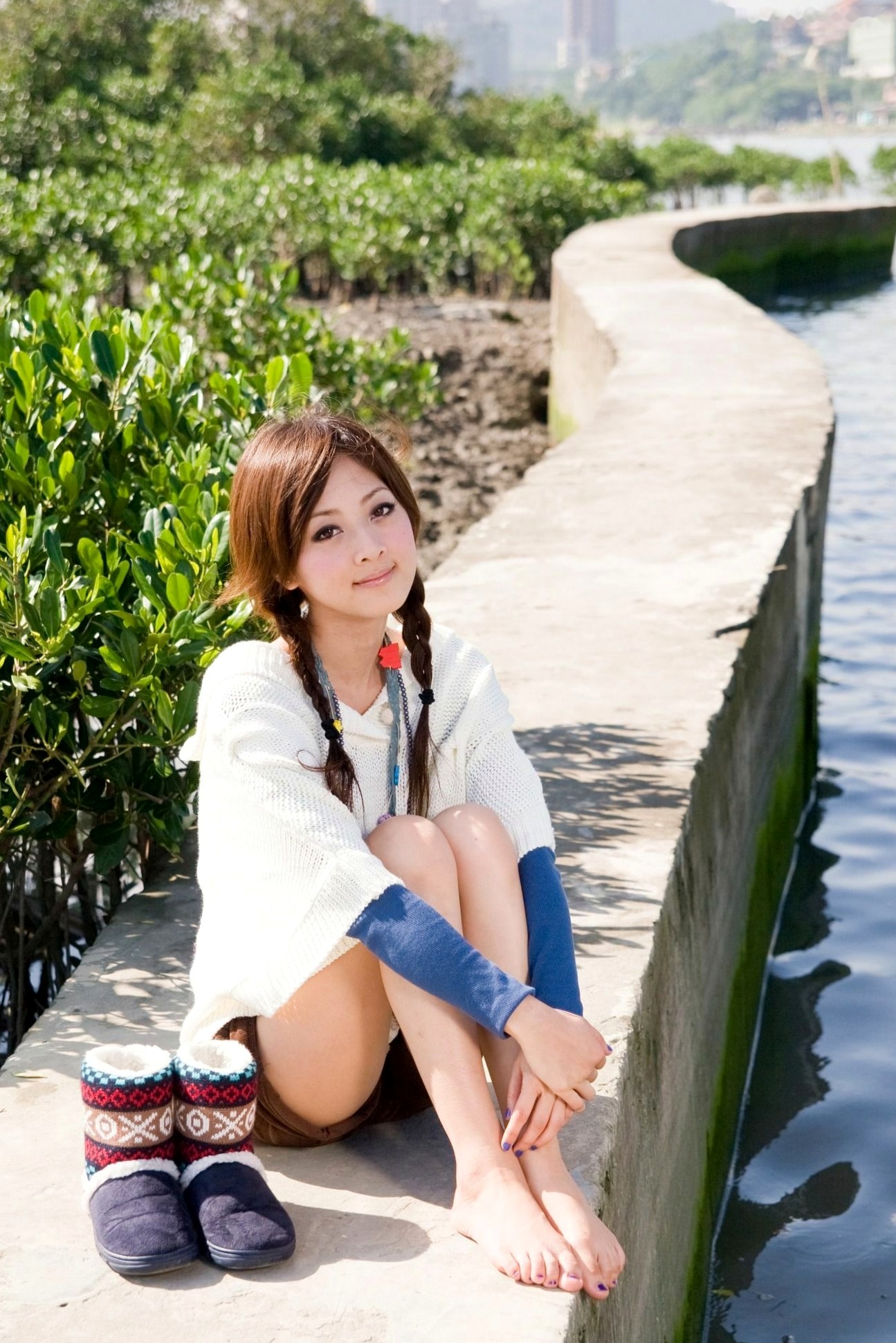 台湾正妹张凯洁/张允霏《關渡外拍》双麻花辫青春少女清新户外写真集