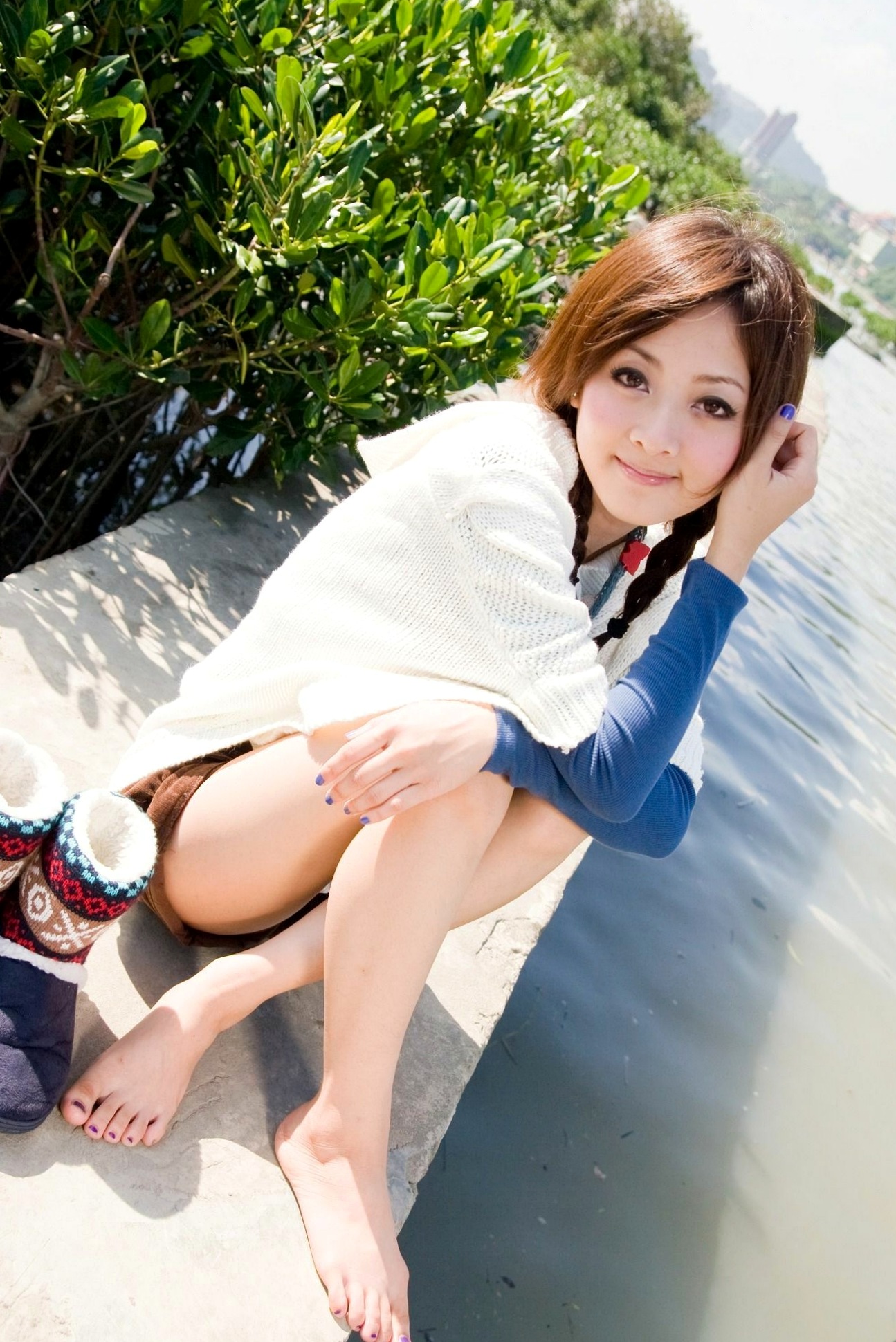 台湾正妹张凯洁/张允霏《關渡外拍》双麻花辫青春少女清新户外写真集