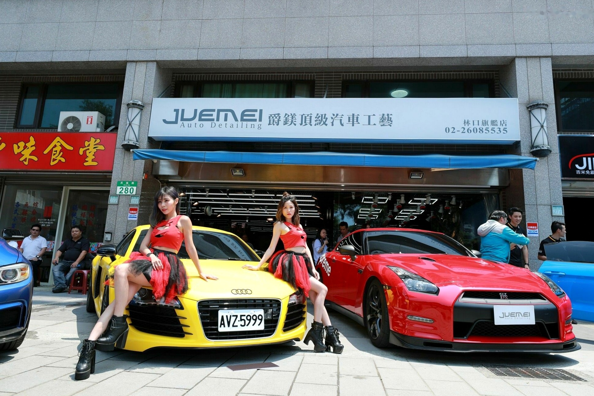 台湾正妹爵镁JUEMEI汽车工艺精选:火辣车模性感助阵,修长美腿演绎赛车女郎诱惑大片