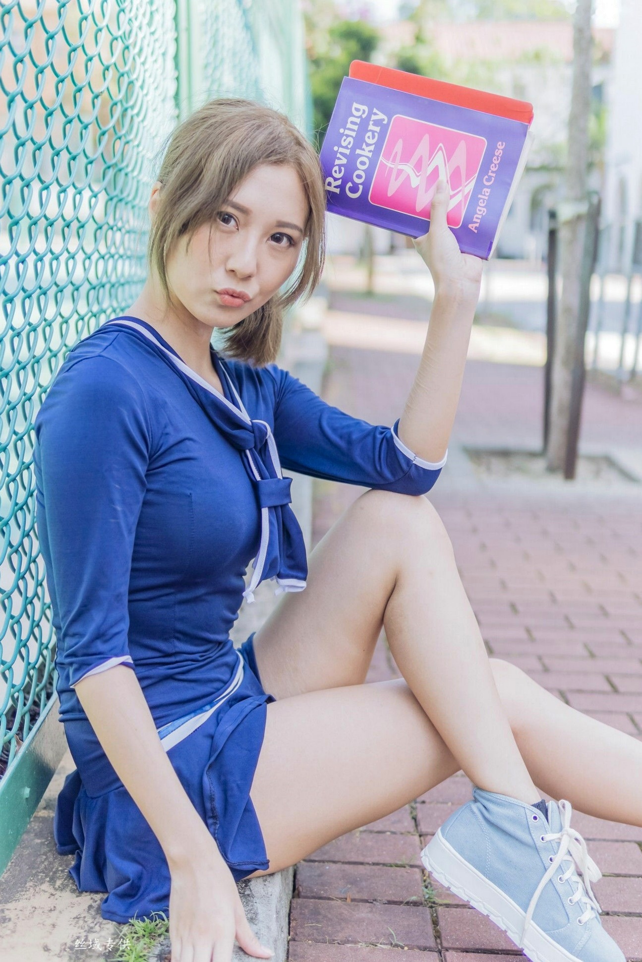台湾正妹陈郁晴(羽晴Min)卧室私房写真系列,清纯甜美与性感内衣秀诱惑合集