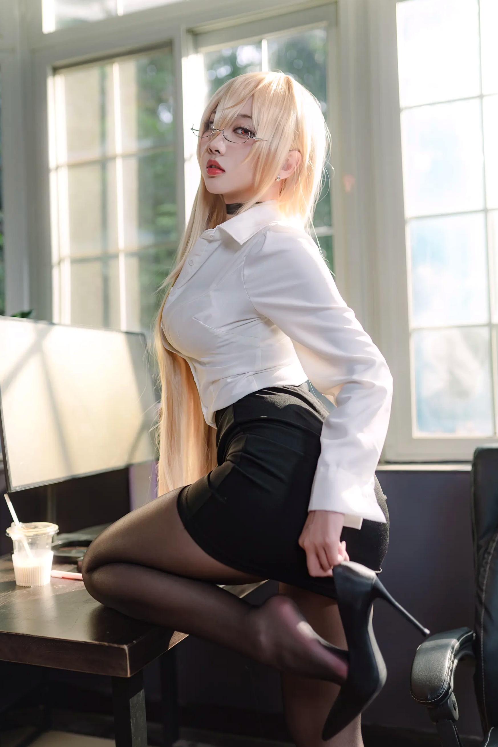 宫本桜 - 碧蓝航线怨仇精致角色扮演 COS写真集,绝美颜值与诱惑身材的碰撞