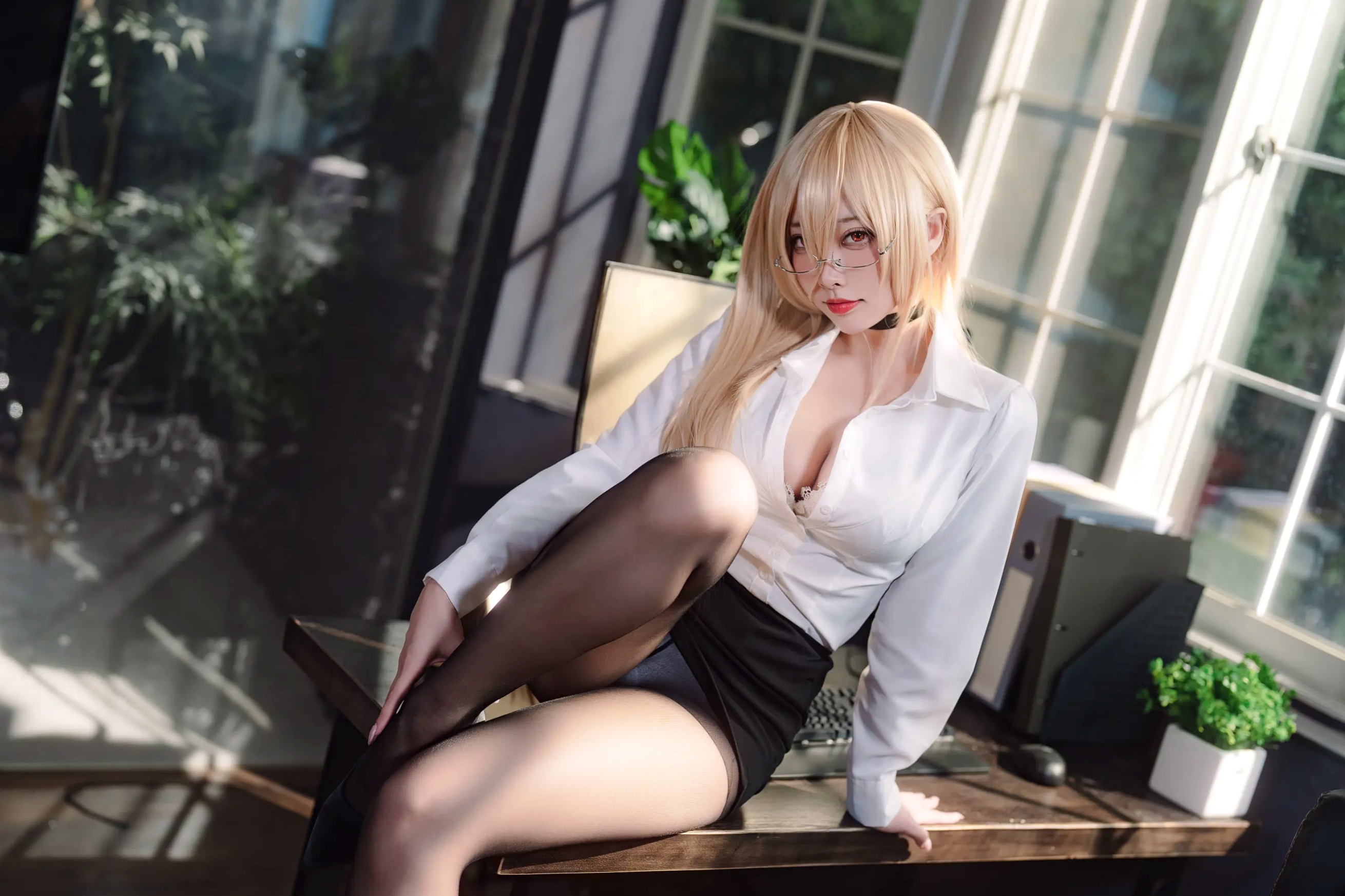 宫本桜 - 碧蓝航线怨仇精致角色扮演 COS写真集,绝美颜值与诱惑身材的碰撞
