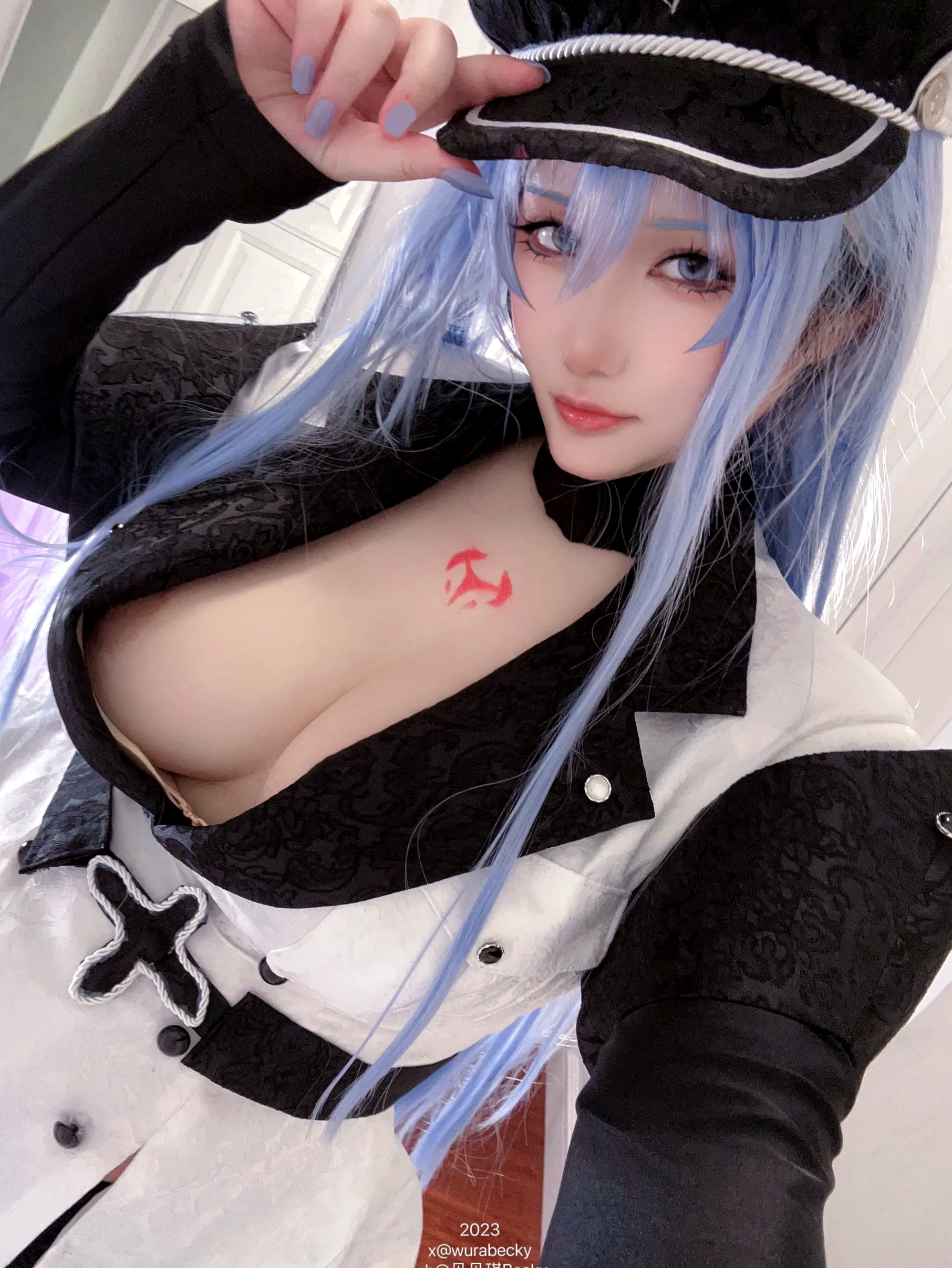 贝贝琪Becky艾斯德斯角色扮演私房写真,火辣身材制服诱惑大尺度作品