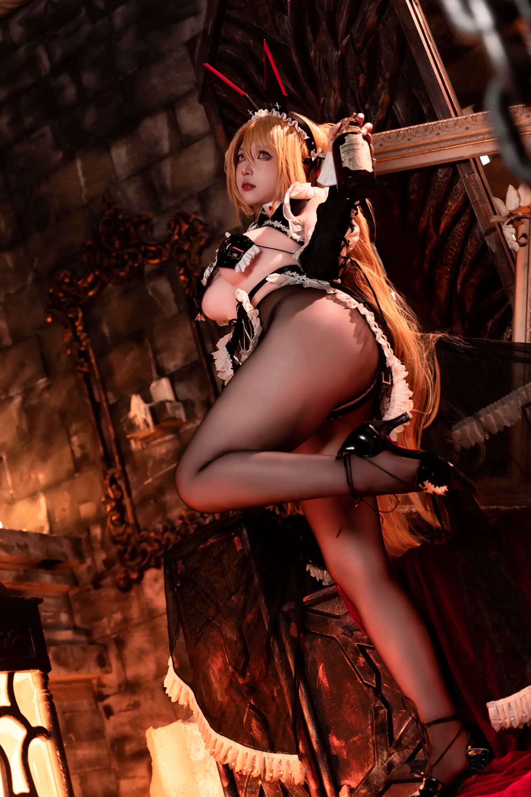 小和甜酒 - 交错战线咎瓦尤斯女仆暗黑哥特风cosplay 私房美腿诱惑大尺度套图
