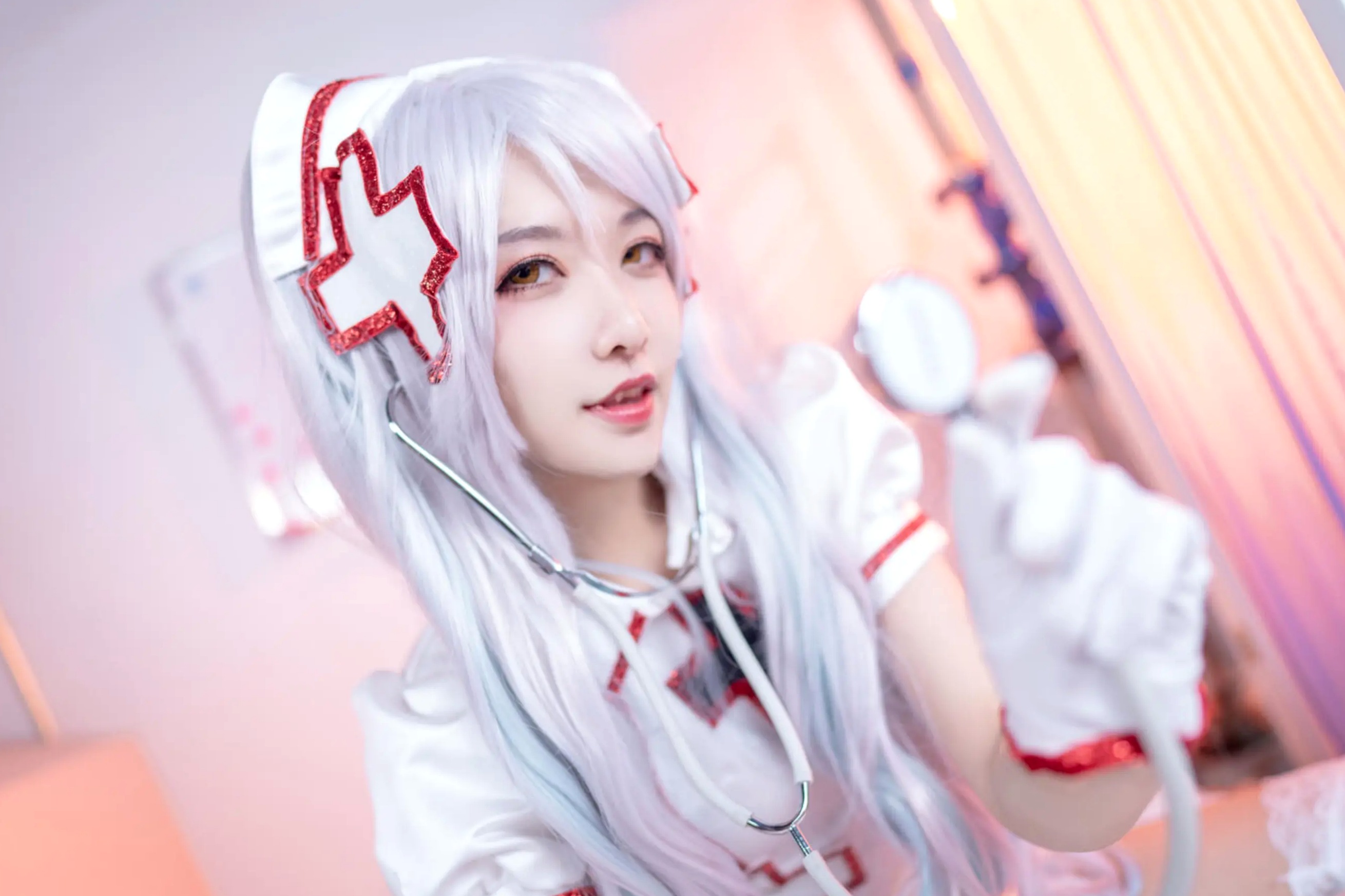 源纱希喵喵喵 - 欧根护士 病院制服角色扮演私房照
