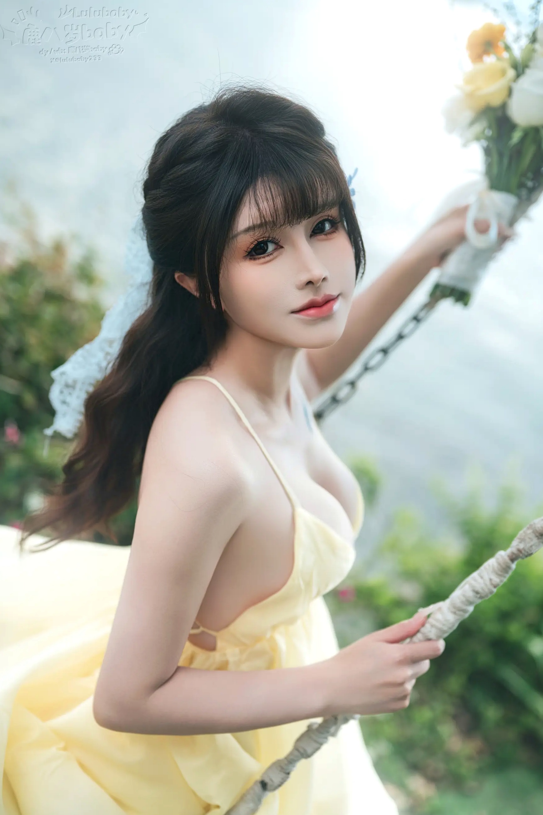 鹿八岁 黄色连衣裙 户外花海秋千性感私房照