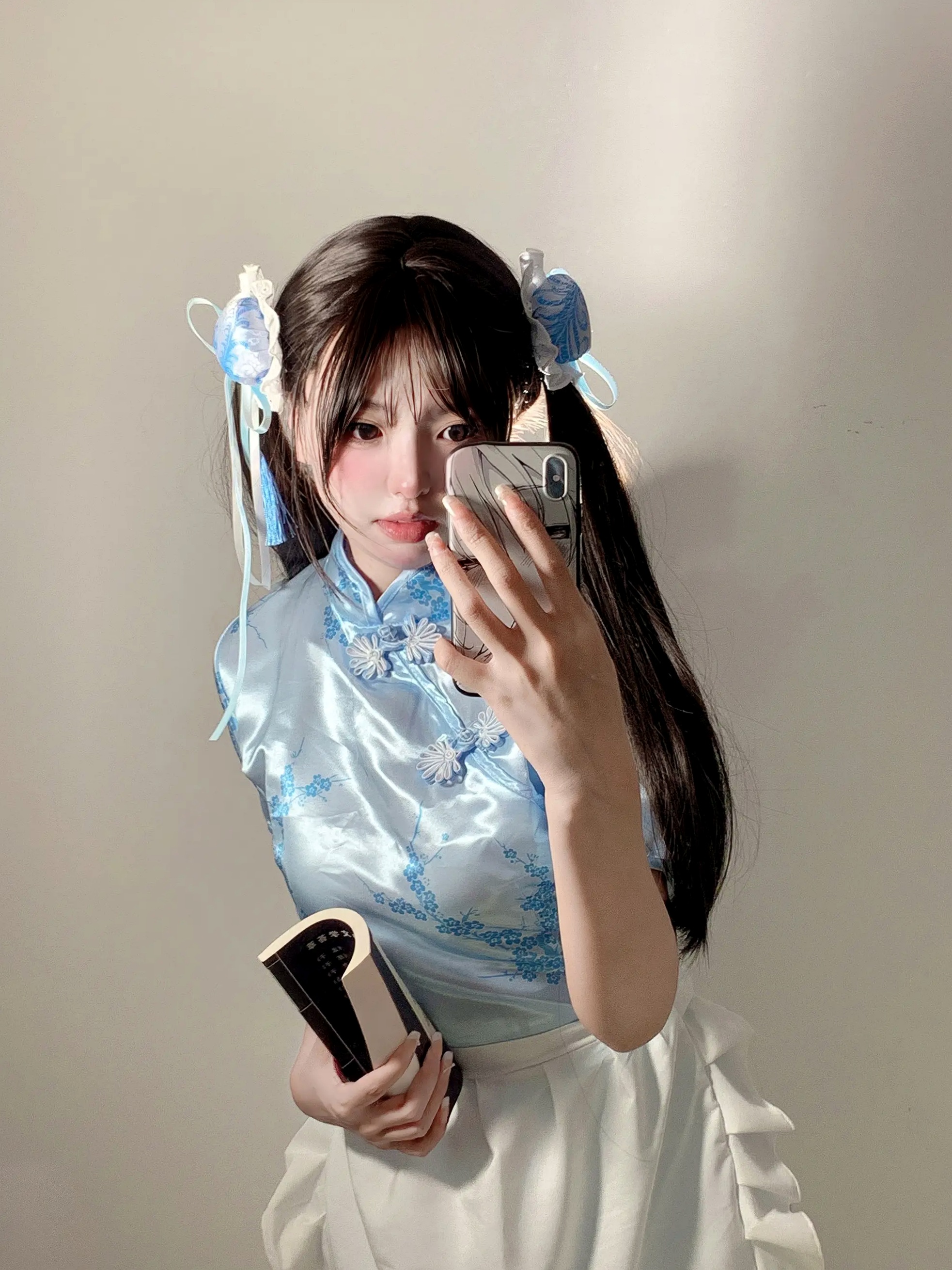 真宝 - 中华娘私房照大尺度诱惑性感白丝美腿