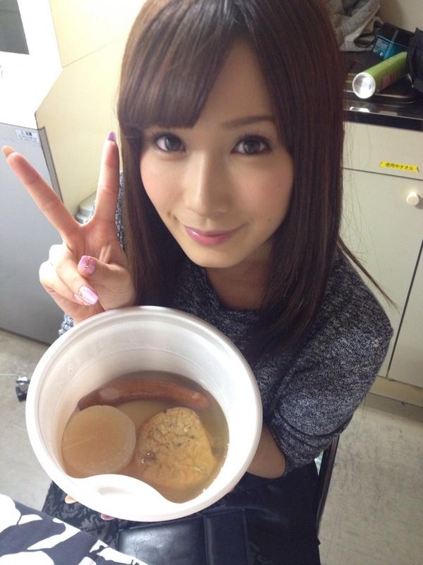 小岛南(小島みなみ)-微博海量自拍照
