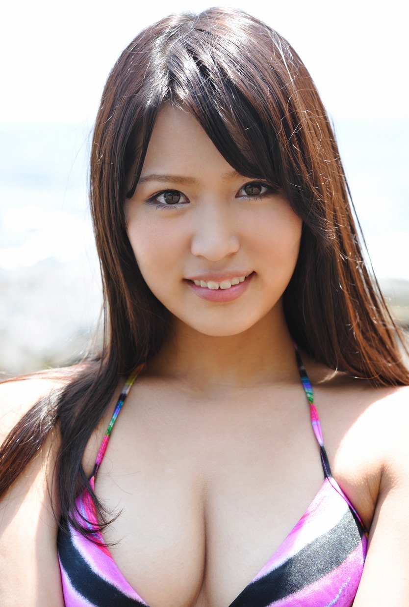 通野未帆 沙滩比基尼诱惑写真图