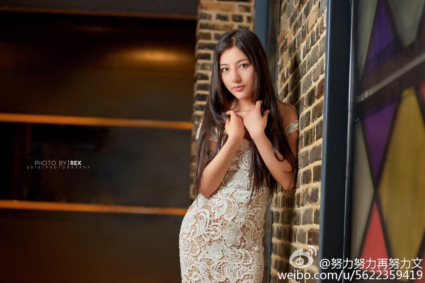 UU阿文 超正小妮子微博私房写真图