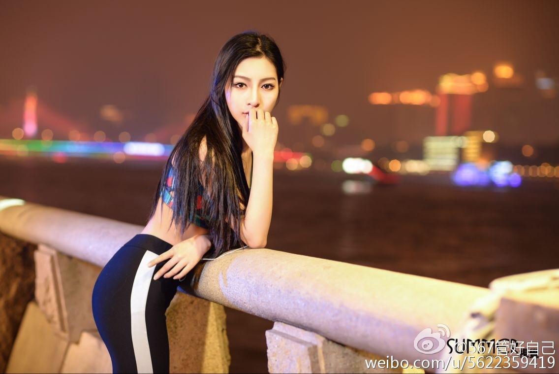 UU阿文 超正小妮子微博私房写真图