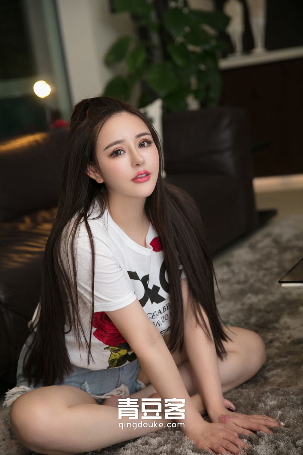 青豆女神金baby 包裹不住好身材