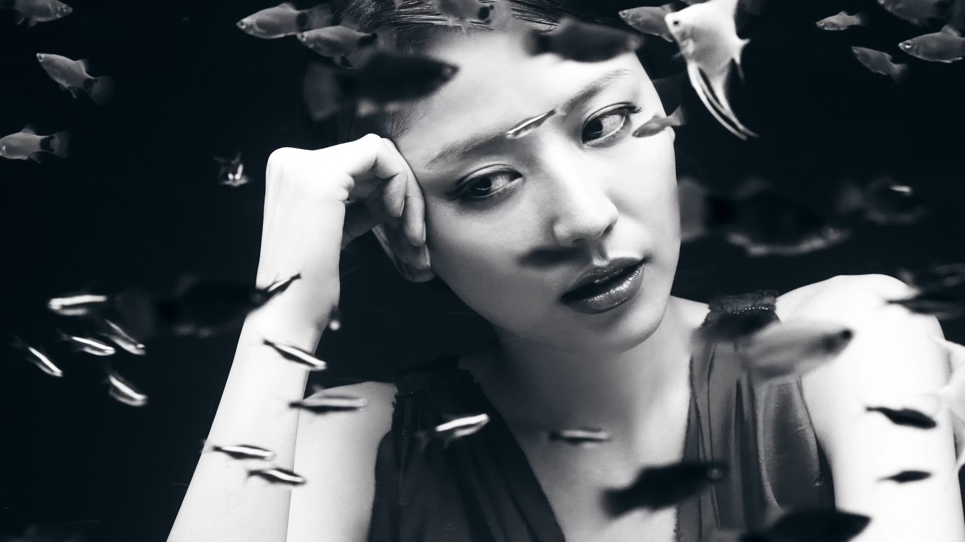 长泽雅美(長澤まさみ)-《IQUEEN》高清套图写真图集写真图