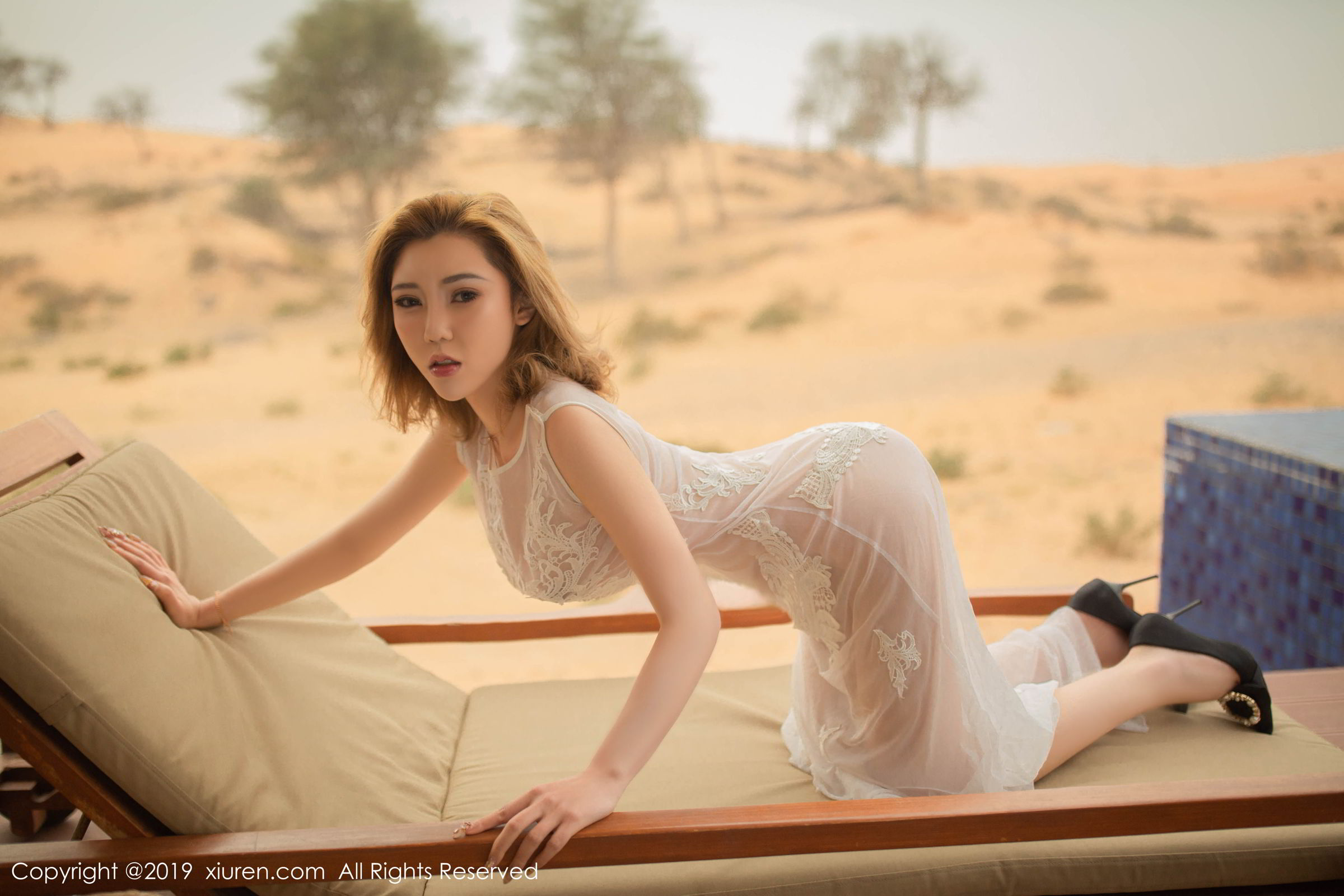 性感模特萌汉药baby 沙漠里的媚骨柔情