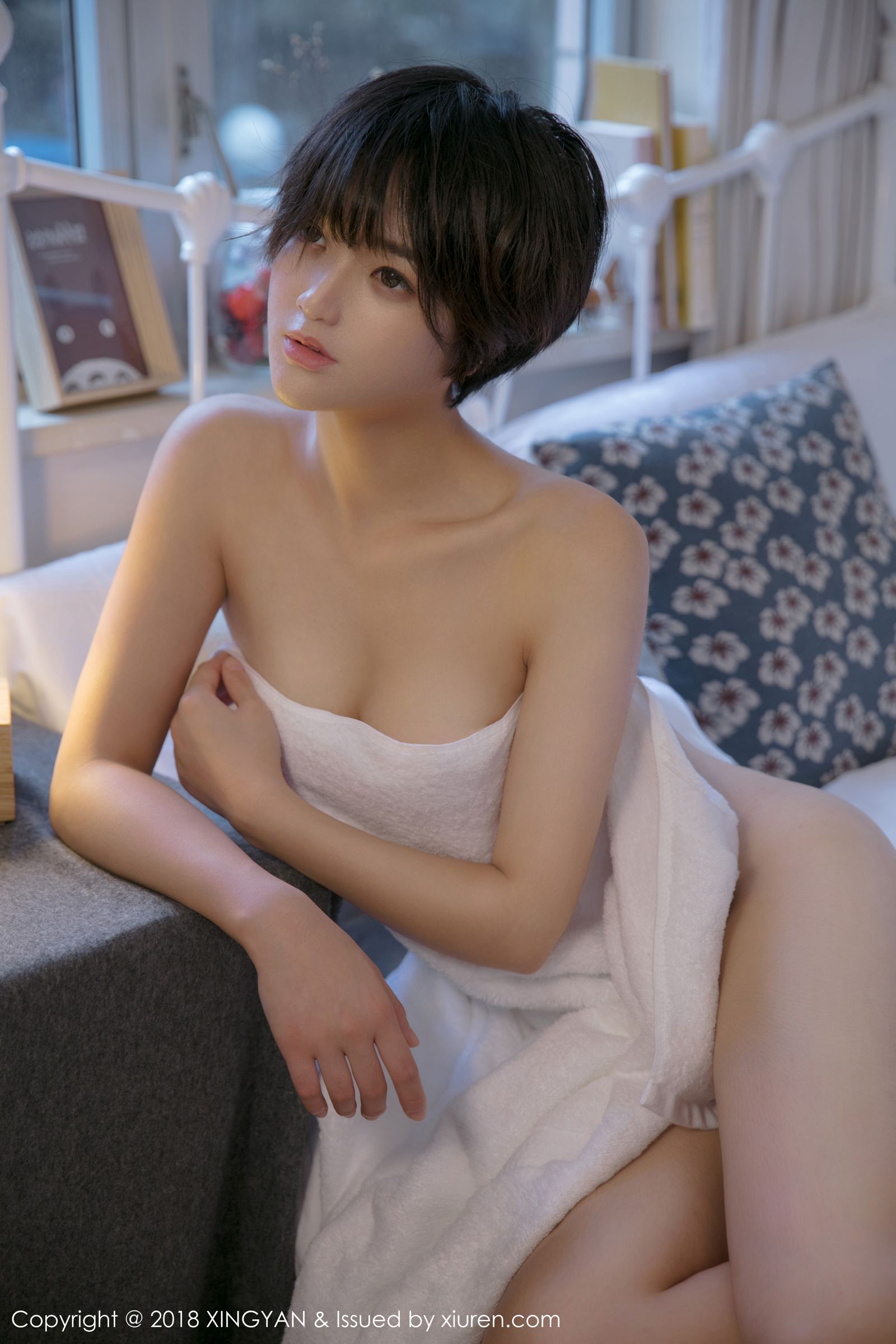 真人芭比悦爷妖精 比基尼与浴巾裹身