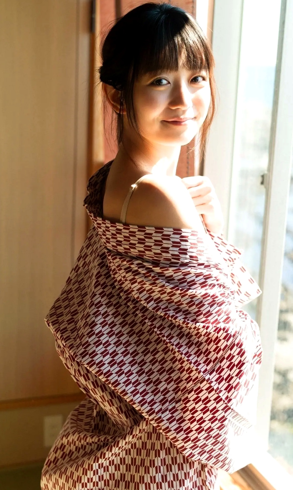 森田涼花《太陽の記憶》日系家居私房性感内衣写真