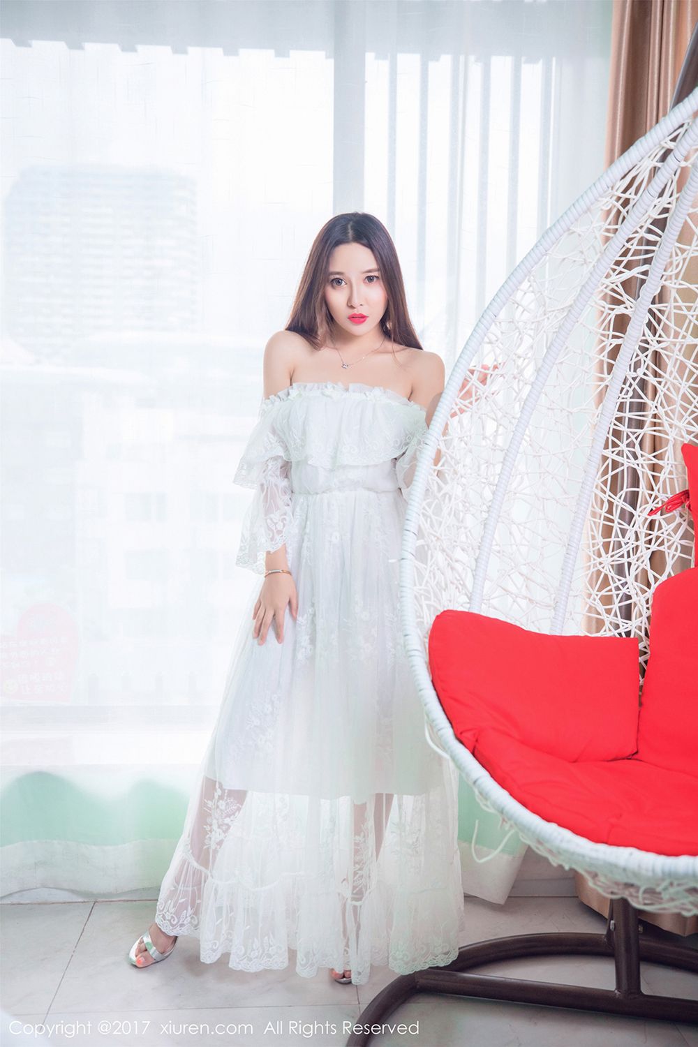 千娇百媚李梓熙 洁白婚纱美不胜收
