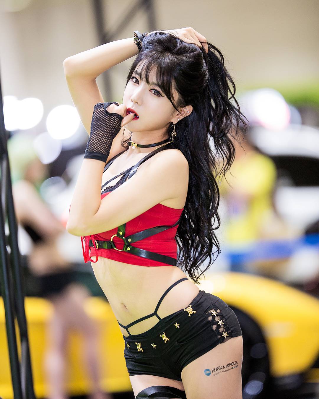 许允美(Heo Yun Mi)- 颜值逆天车模私房照