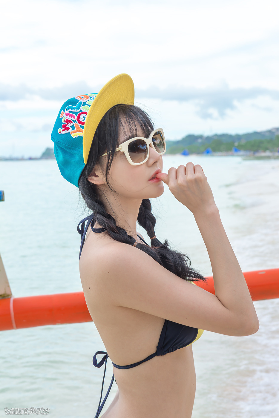 韩佳恩(한가은) 比基尼沙滩写真图
