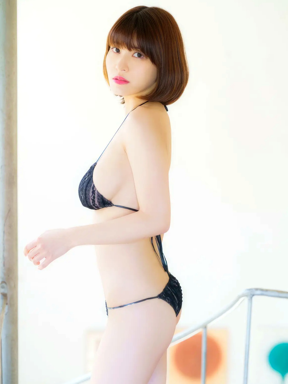 岸明日香 - DX 揺れるG捜査線!清新家居比基尼与优雅吊带裙性感写真