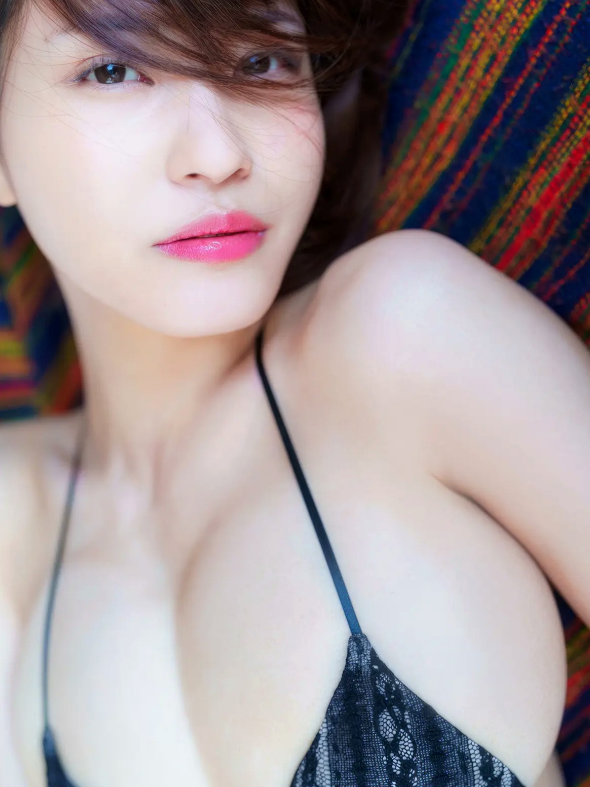 岸明日香 - DX 揺れるG捜査線!清新家居比基尼与优雅吊带裙性感写真