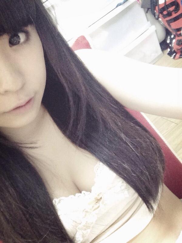 樱由罗(さくらゆら)-萝莉女神的微博自拍照精选