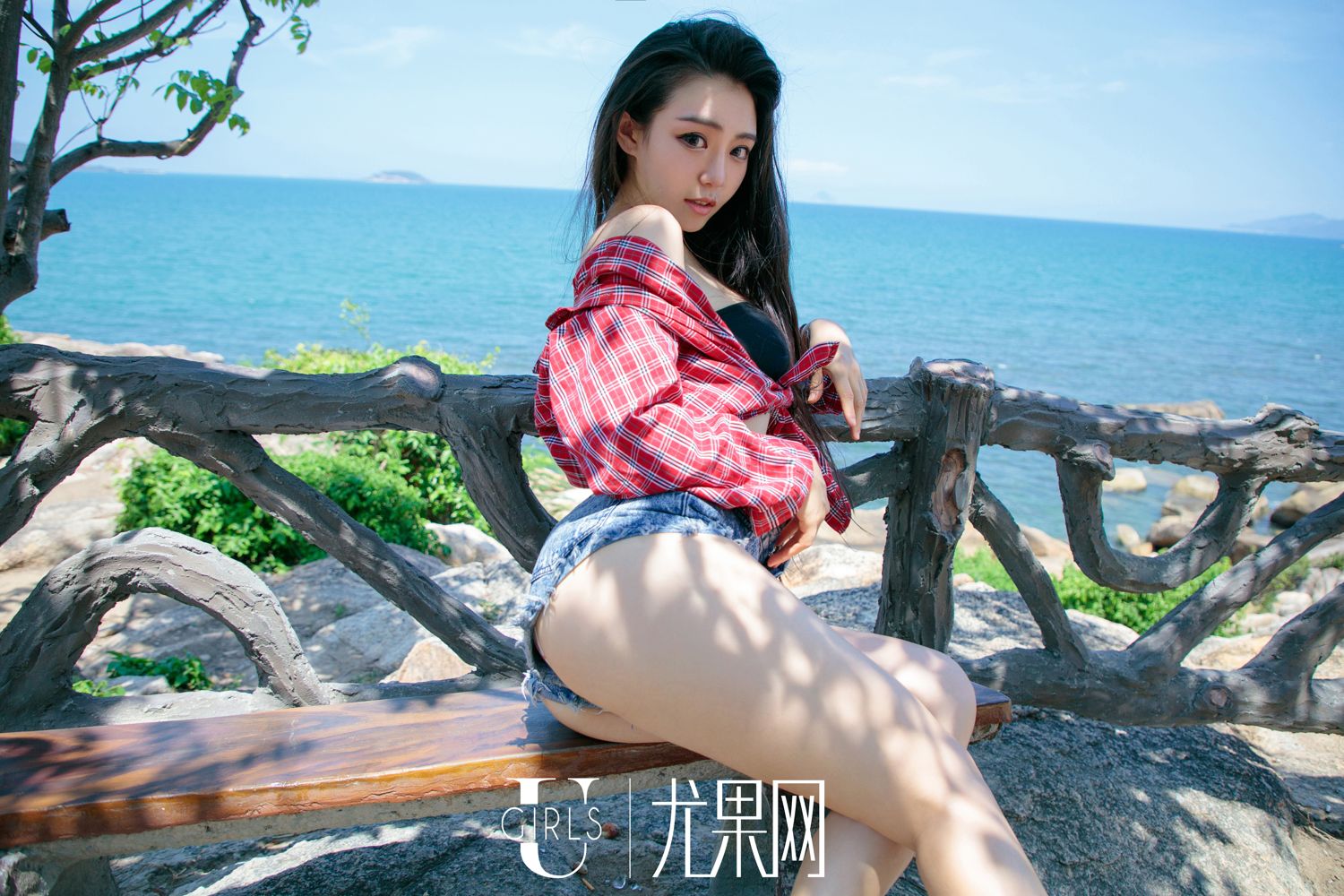 许文婷的私人假期 沙滩比基尼美景