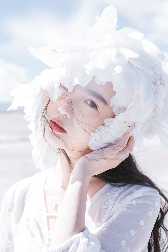 张辛苑 气质女神唯美写真图
