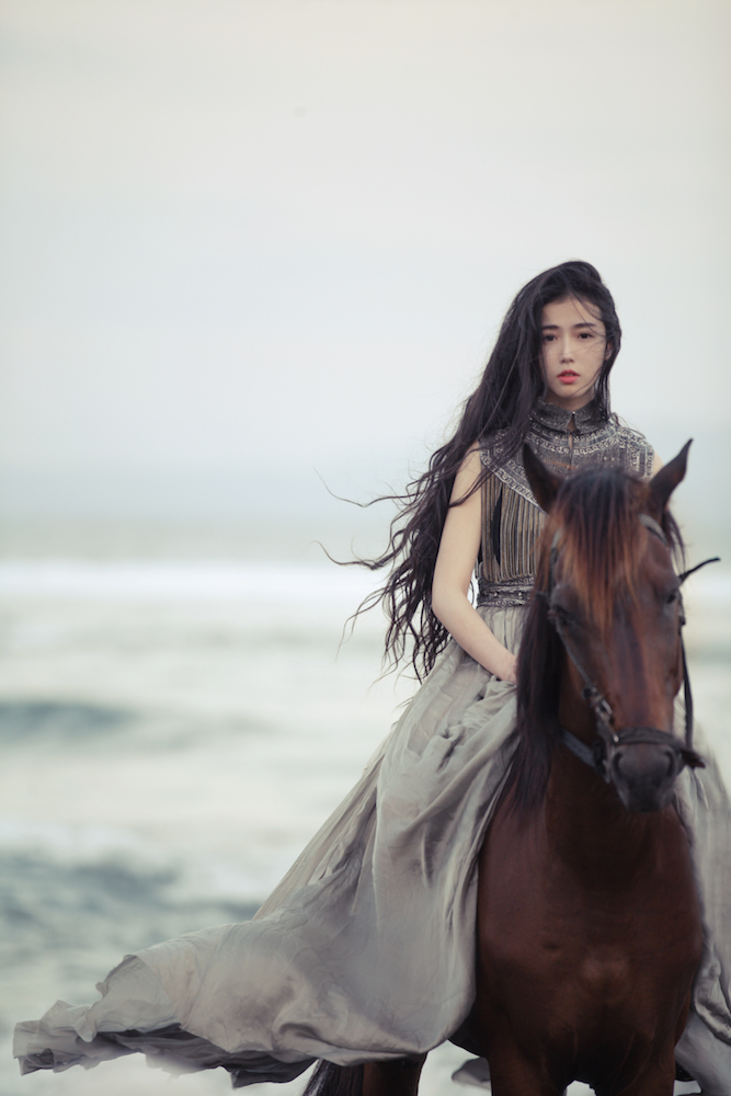 张辛苑 气质女神唯美写真图
