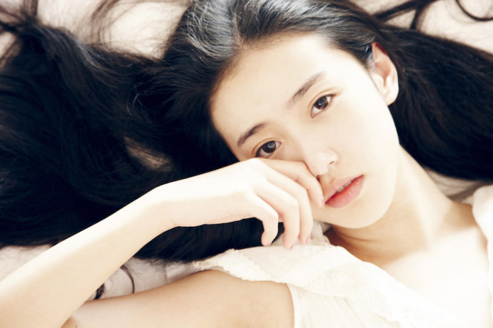 张辛苑 气质女神唯美写真图