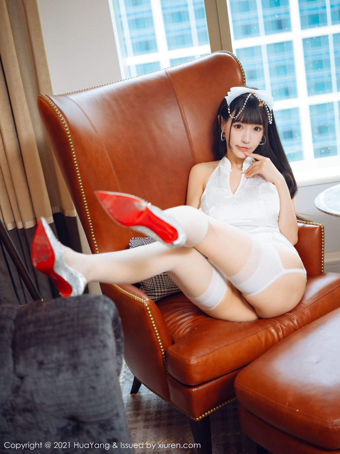 朱可儿的白色旗袍 farel参与私人订制