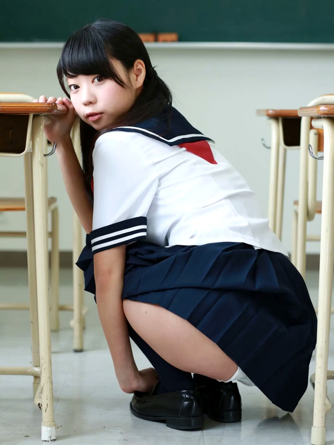 青山ひかる - 全巻セットB90踊る爆乳祭り 教室水手服性感制服写真