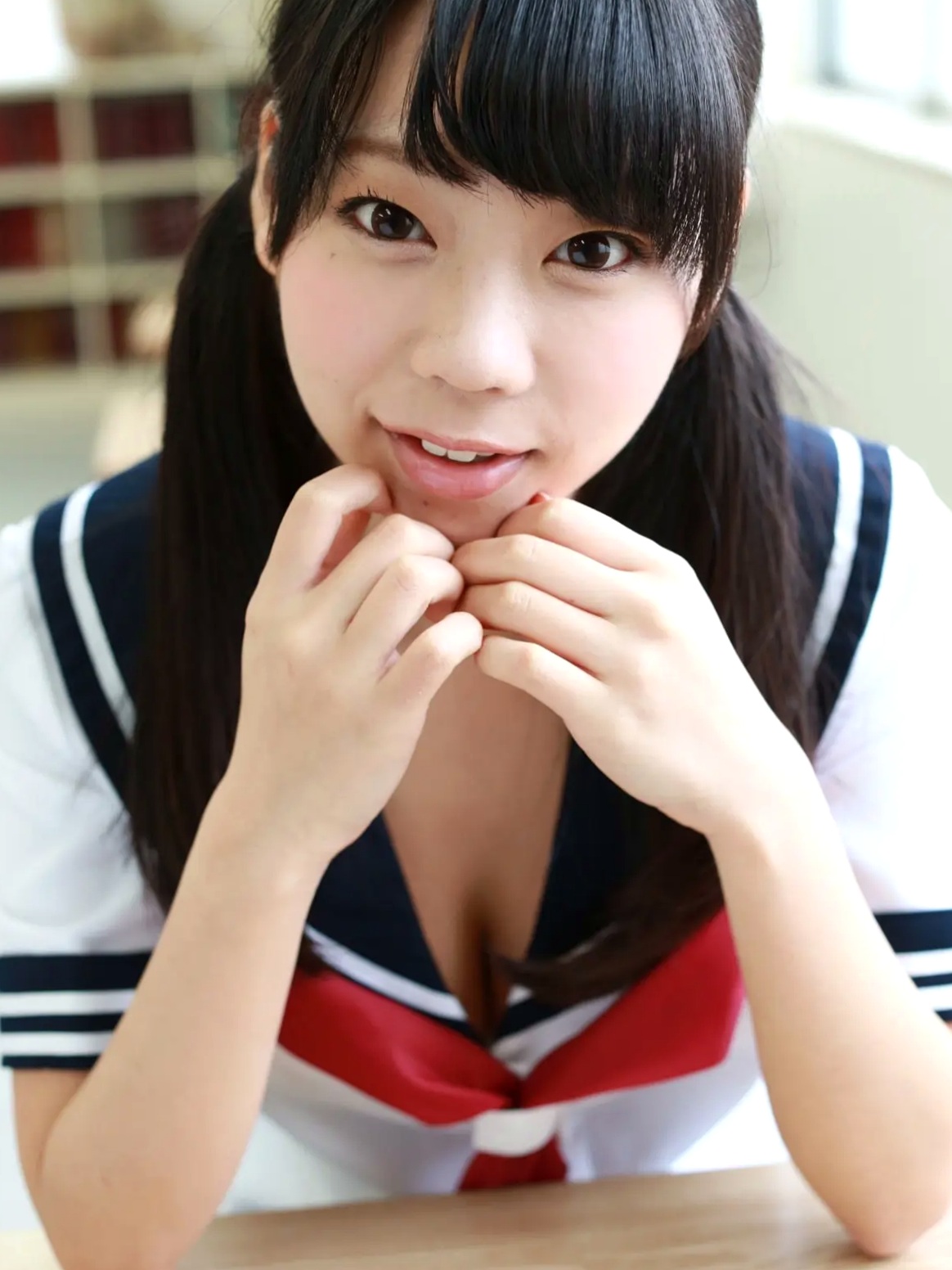 青山ひかる - 全巻セットB90踊る爆乳祭り 教室水手服性感制服写真