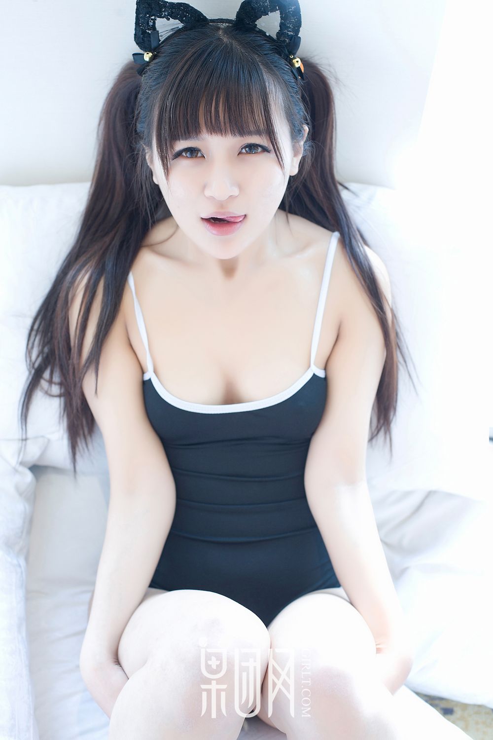 新晋模特熙恩 日系学生风来袭