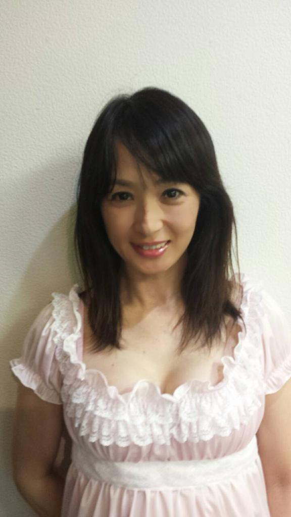 安野由美 美艳私房照诱惑写真图