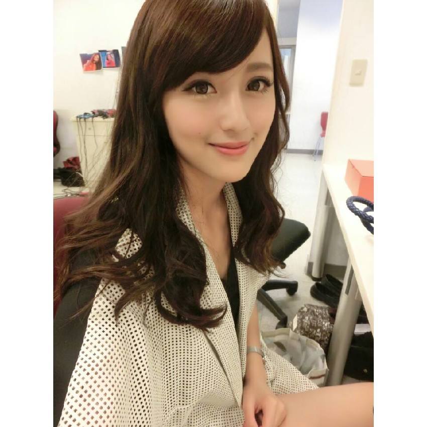 梁以辰(钟幸村) 原石美女私房照诱惑写真图