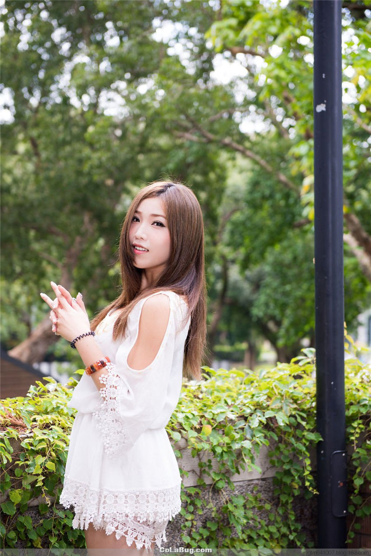许薇安Vivi 性感外拍图片特辑