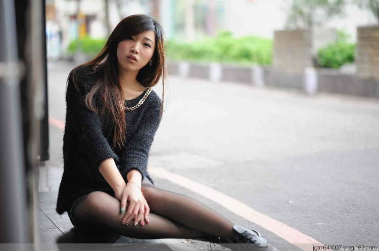 许薇安Vivi 性感外拍图片特辑