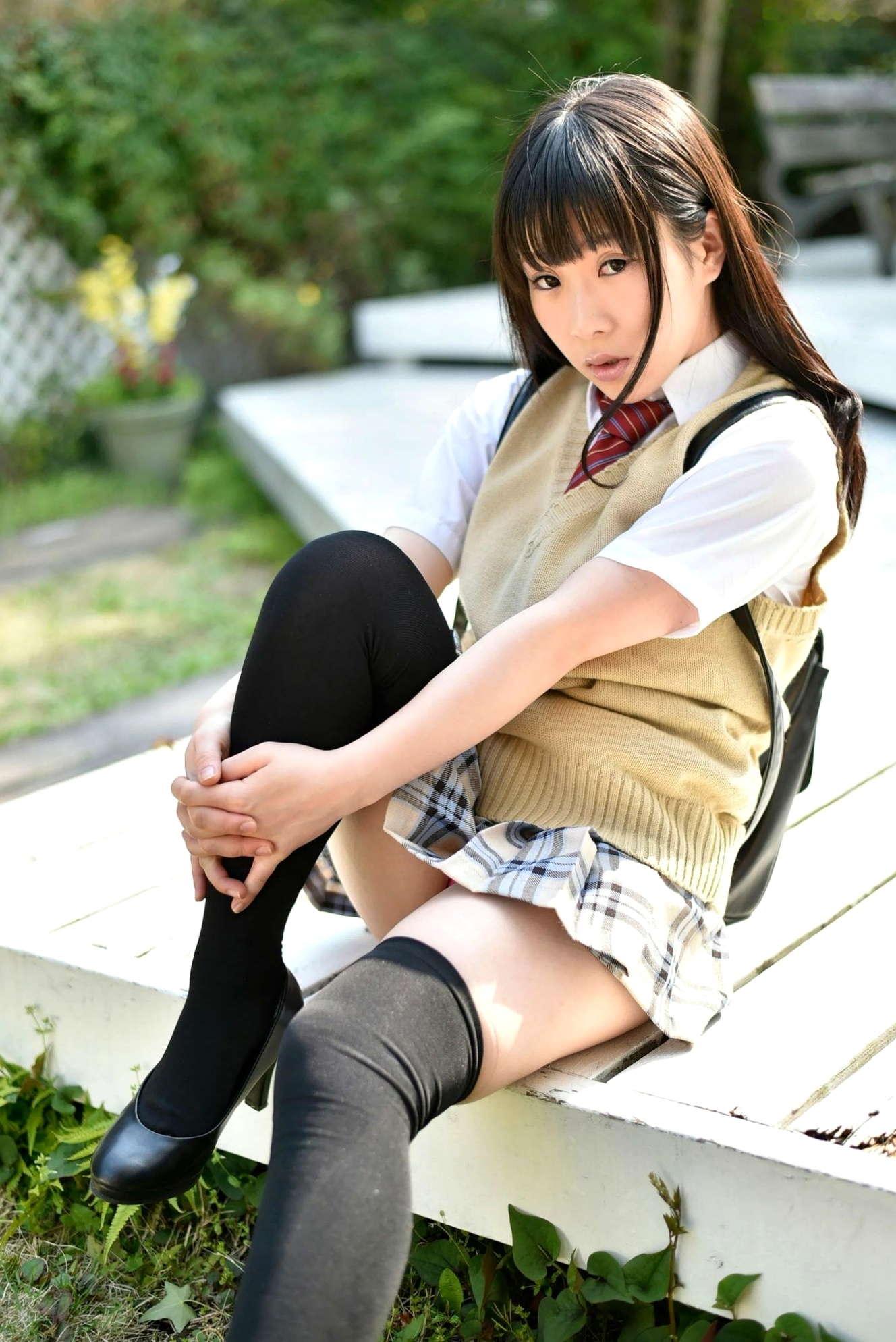 Gallery - PB写真集_雨宮留菜《女子校生 萌える絶対領域》——清纯校服制服诱惑与性感比基尼私房写真,童颜巨乳尽显绝美诱惑日本校服童颜巨乳内衣清纯 雨宫留菜女神私房照_秀色女神
