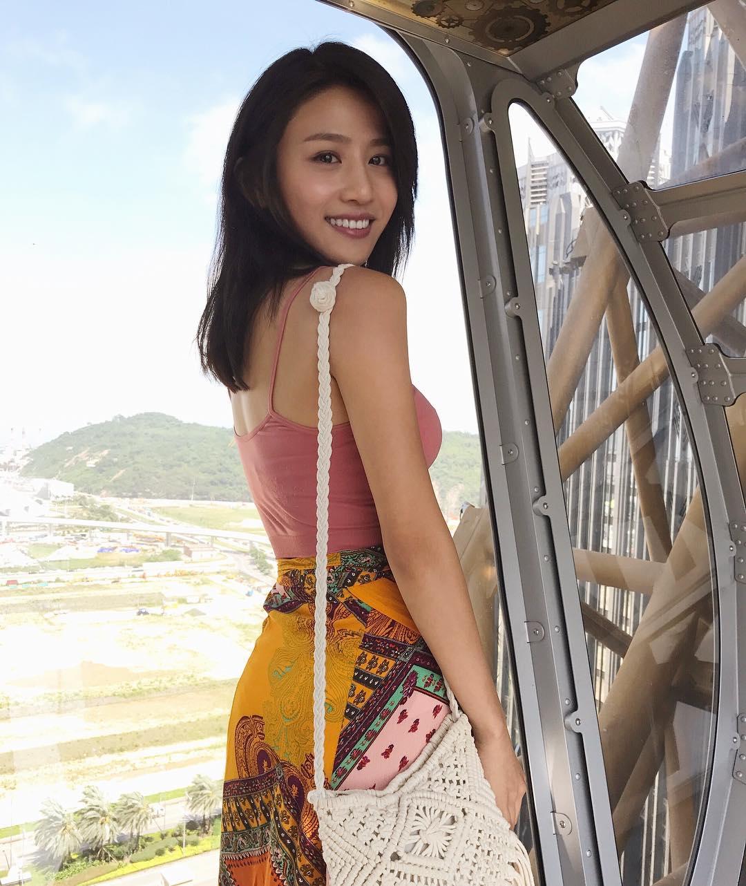 林芊妤练出惊人身段 纤细蛮腰非常吸睛