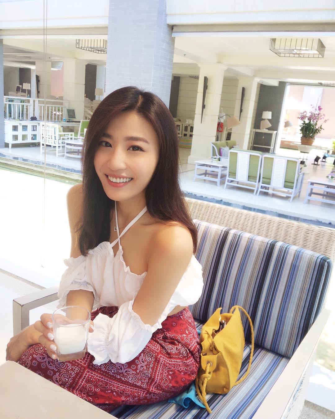 林芊妤练出惊人身段 纤细蛮腰非常吸睛