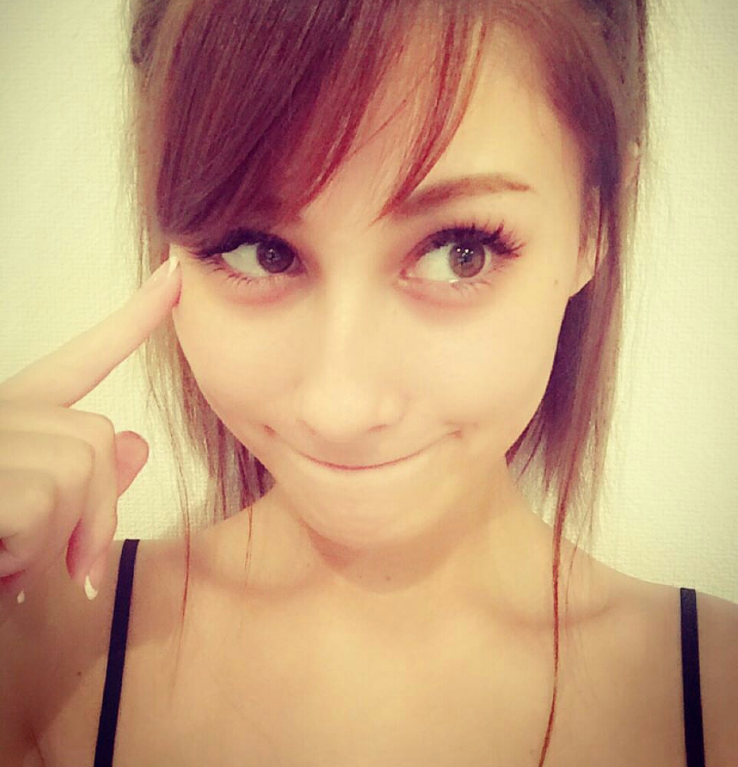 ダレノガレ明美 丰满胸部露出超性感