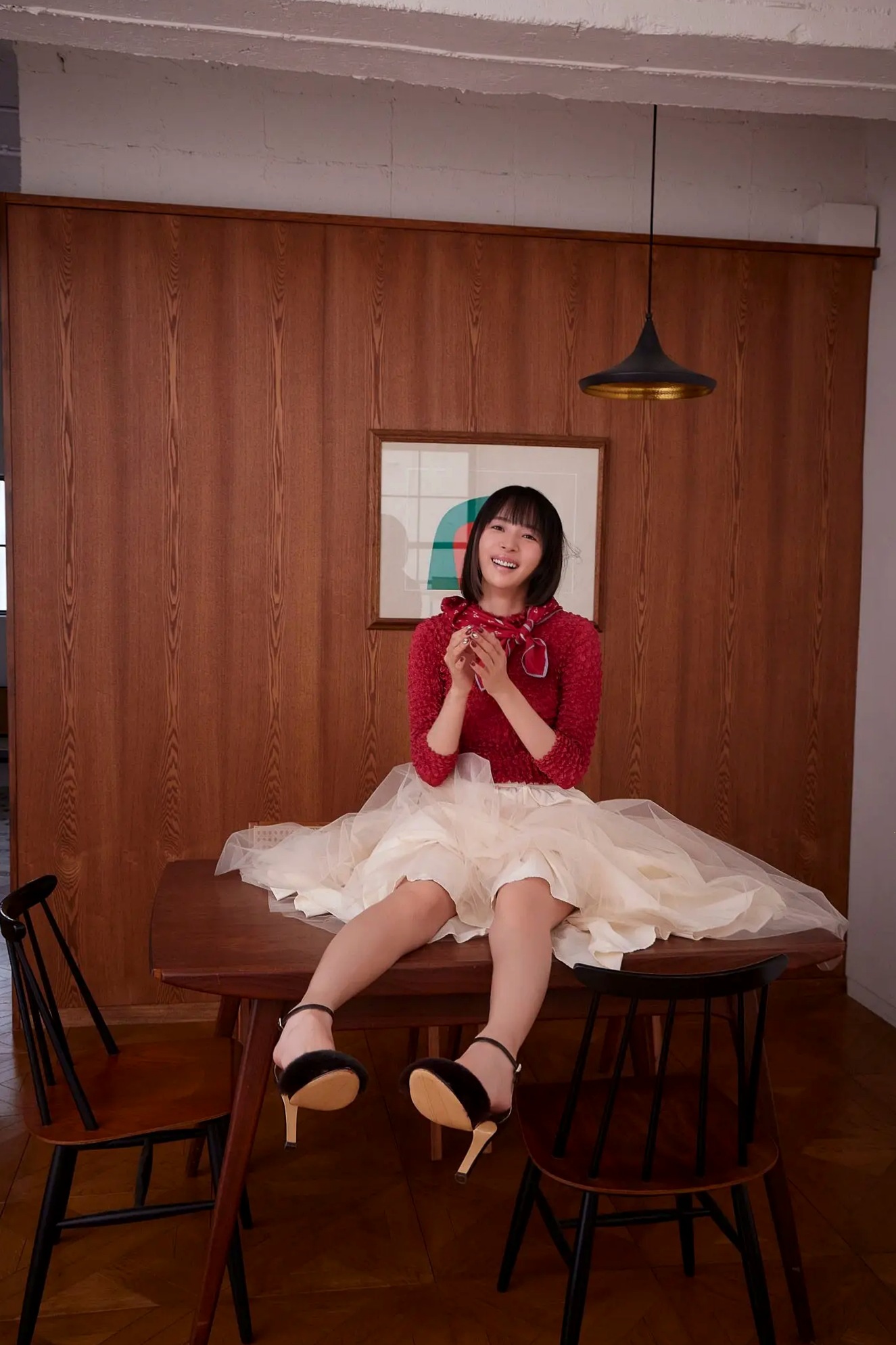 岡田紗佳 - 美脚輪舞曲 性感内衣私房照 复古写真女神美腿