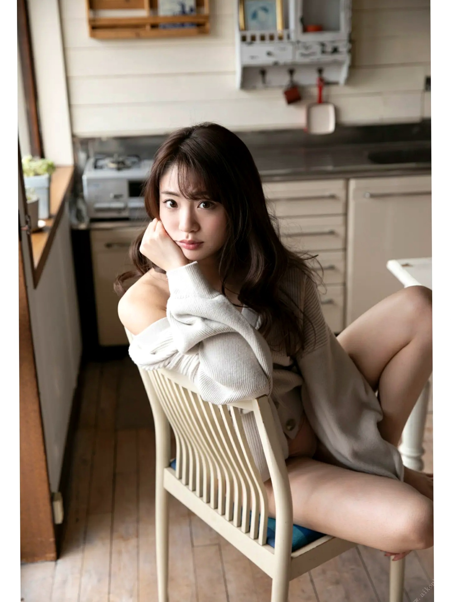 志田友美 - アイドルの魂は美脚に宿る 日系清新家居私房性感美腿写真