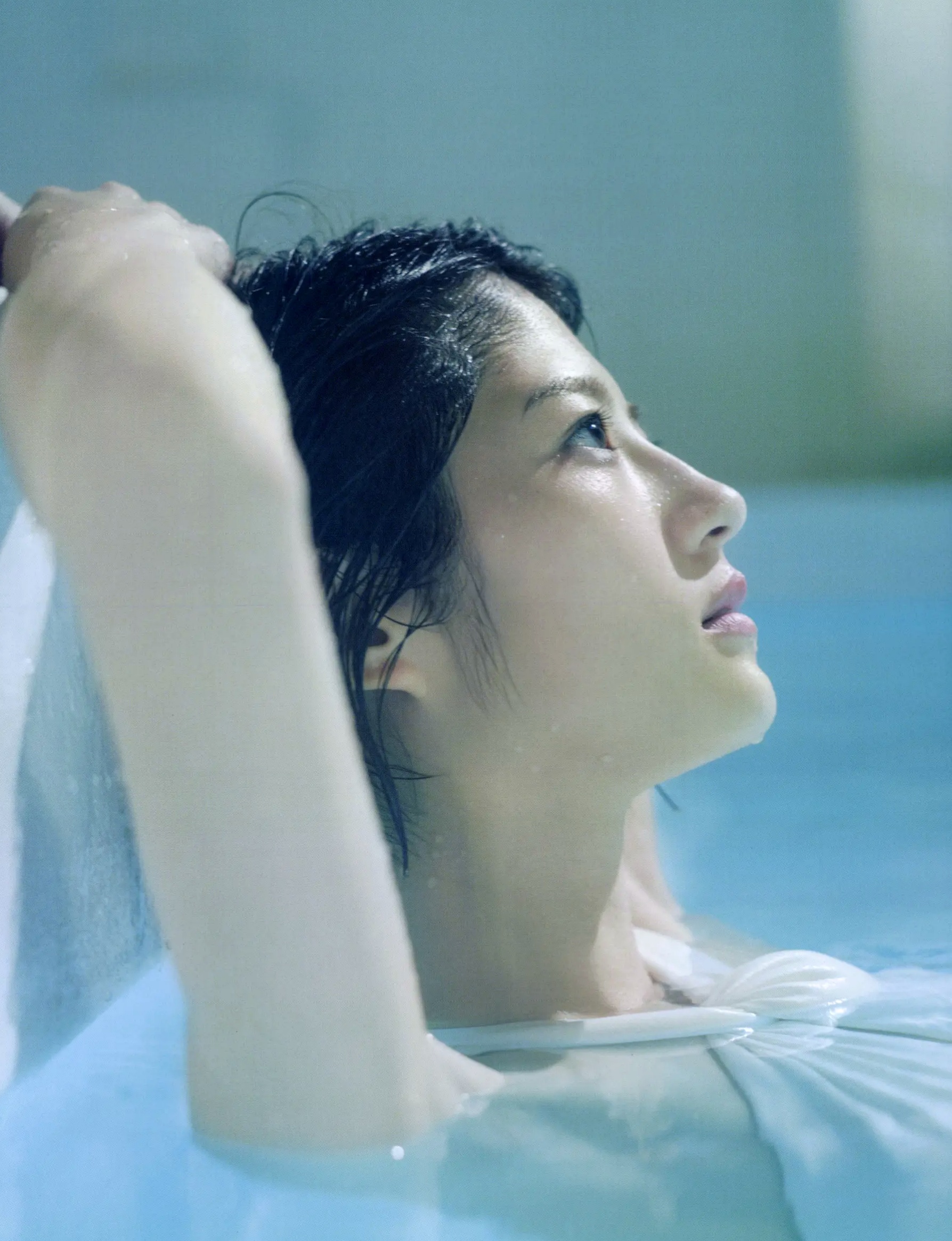 若月佑美写真集《アンド チョコレート》日系家居私房与感性湿身魅惑写真