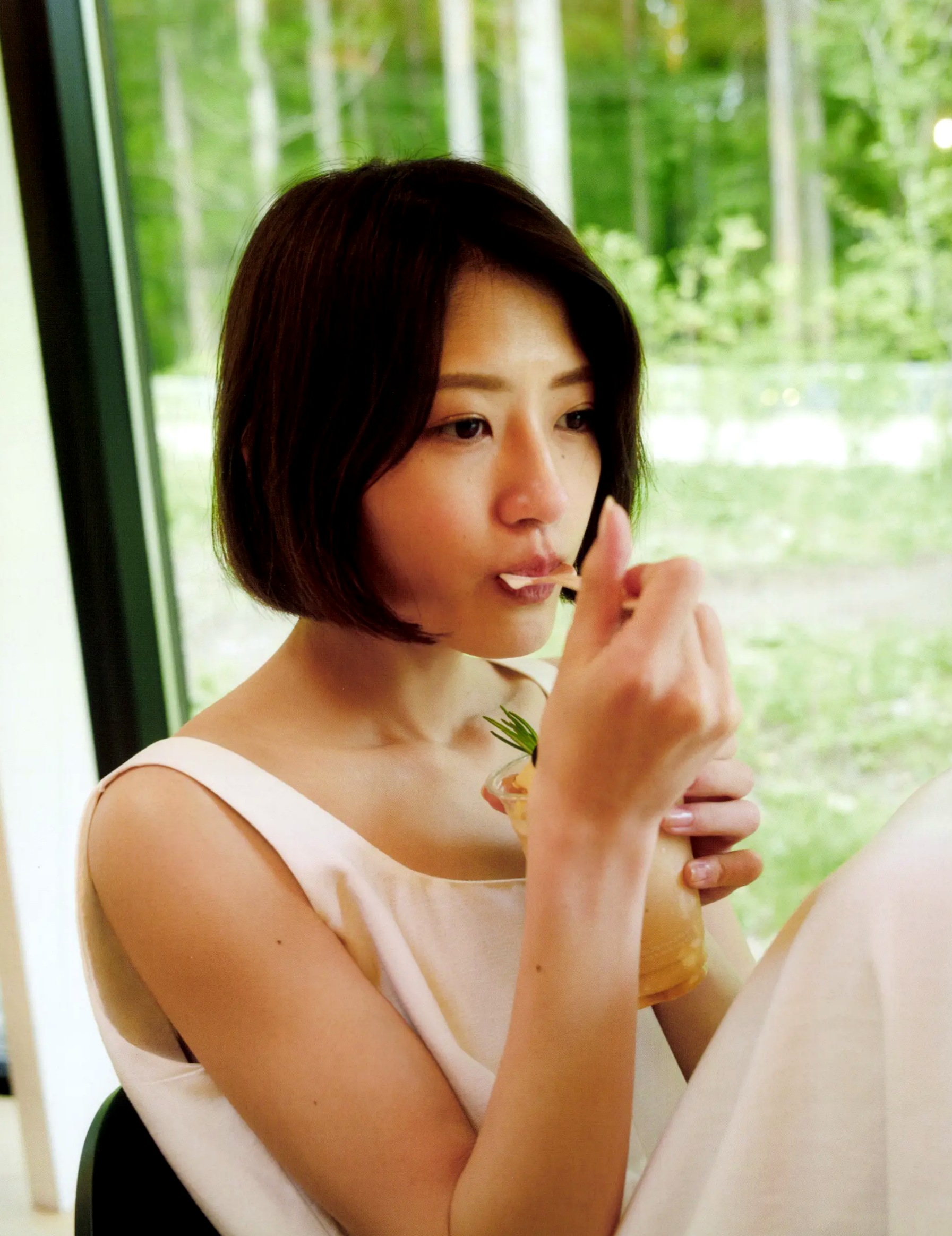 若月佑美写真集《アンド チョコレート》日系家居私房与感性湿身魅惑写真