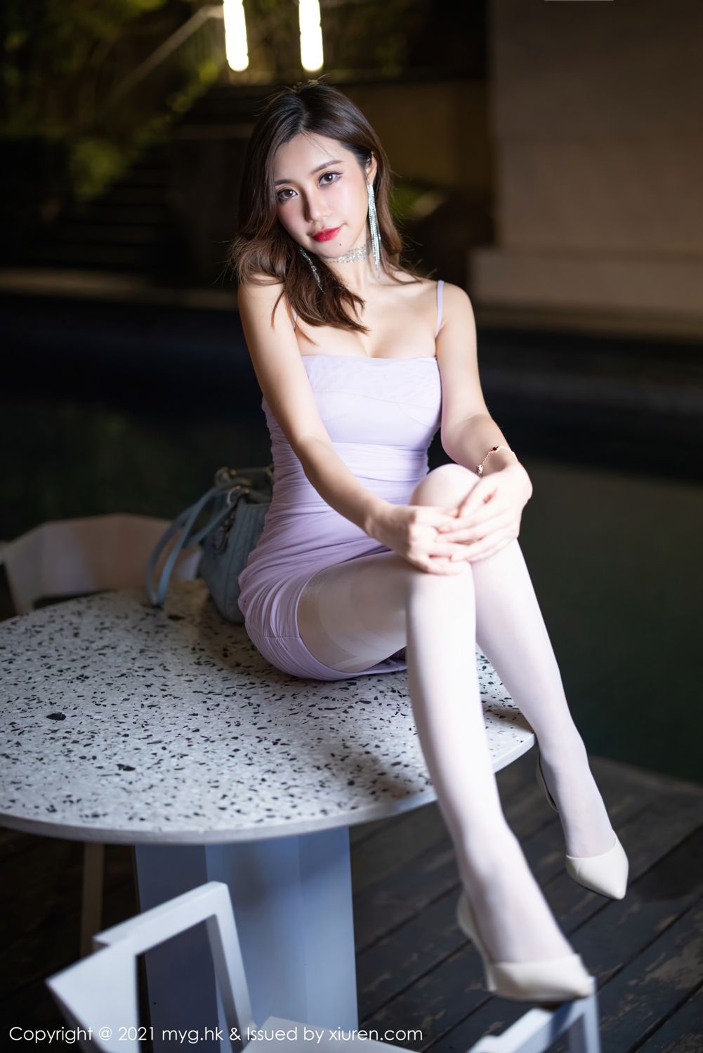 绮里嘉的紫色服饰 中秋来临梦幻嫦娥