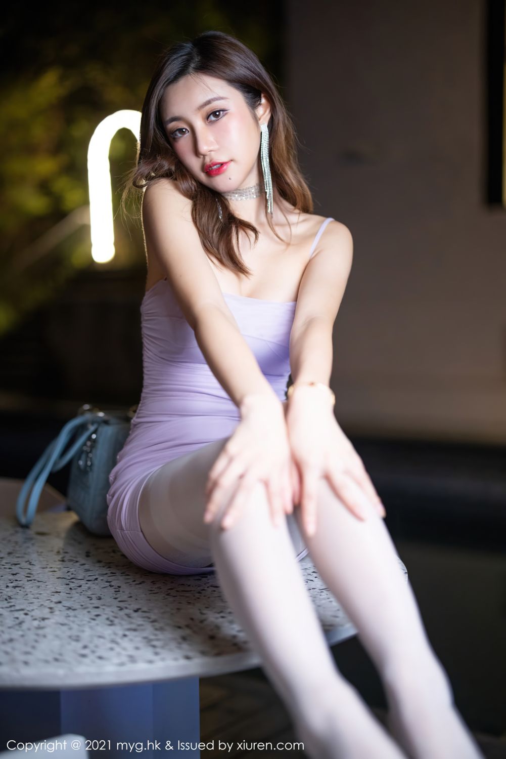 绮里嘉的紫色服饰 中秋来临梦幻嫦娥