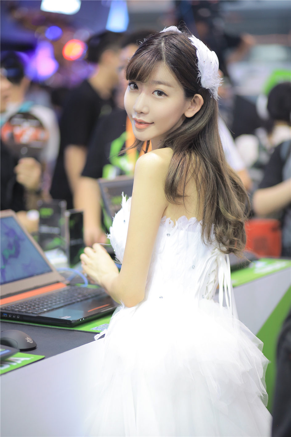 陈潇 性感美女CJ2015绝色美照